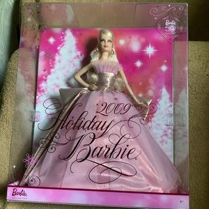 2009 HOLIDAY BARBIE NRFB commemorates Barbie’s 50th anniversary